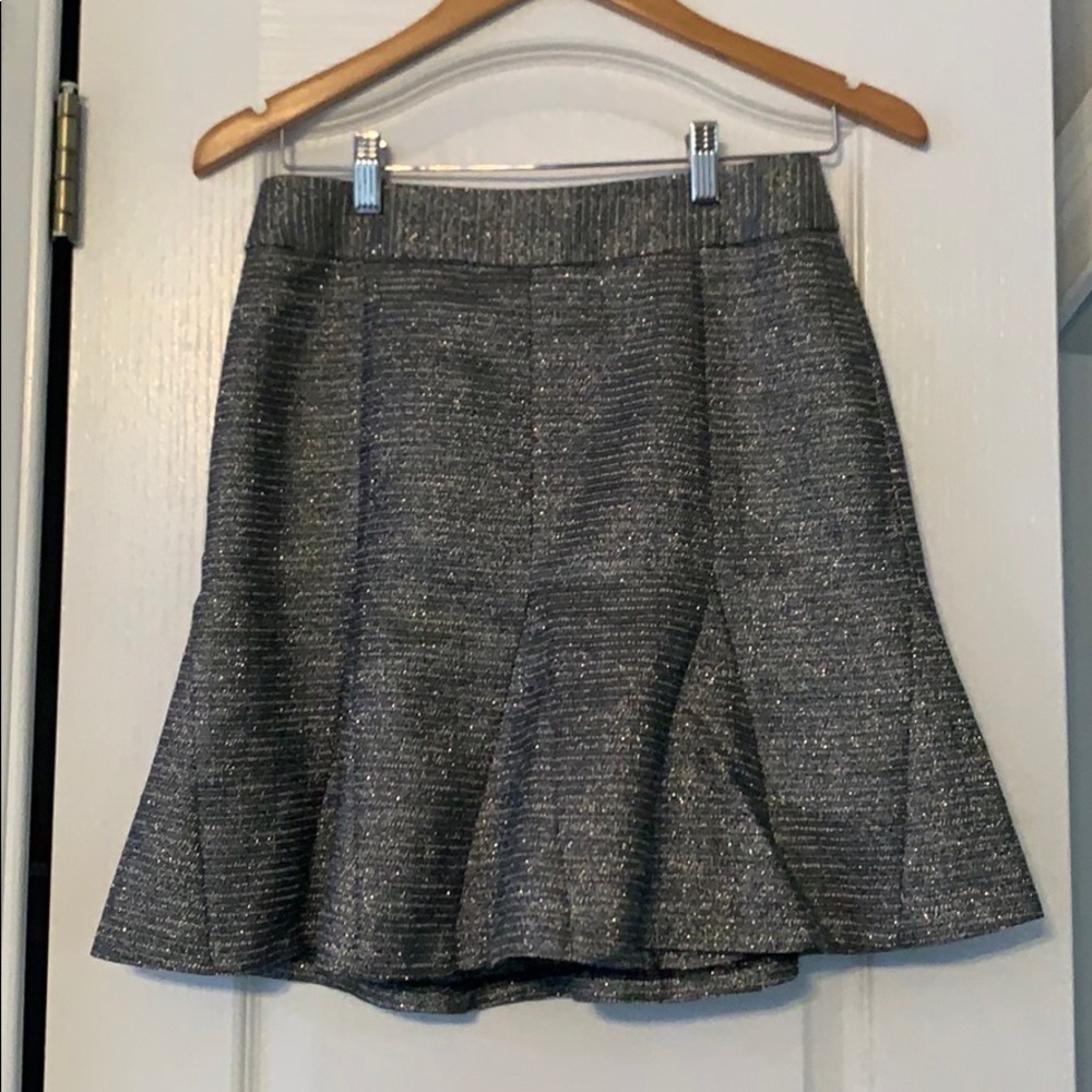 Banana Republic black and silver flare skirt